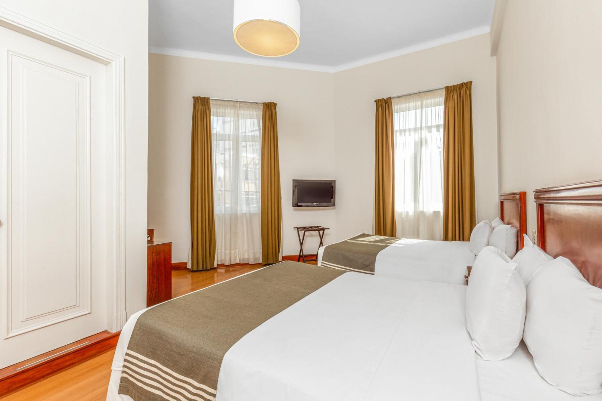 Lp Los Portales Hotel Piura Kültér fotó