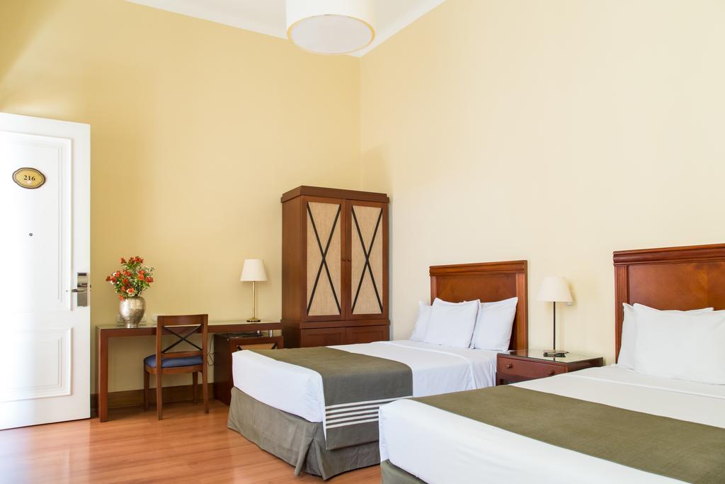 Lp Los Portales Hotel Piura Kültér fotó