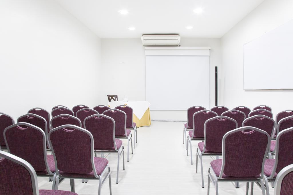Lp Los Portales Hotel Piura Kültér fotó