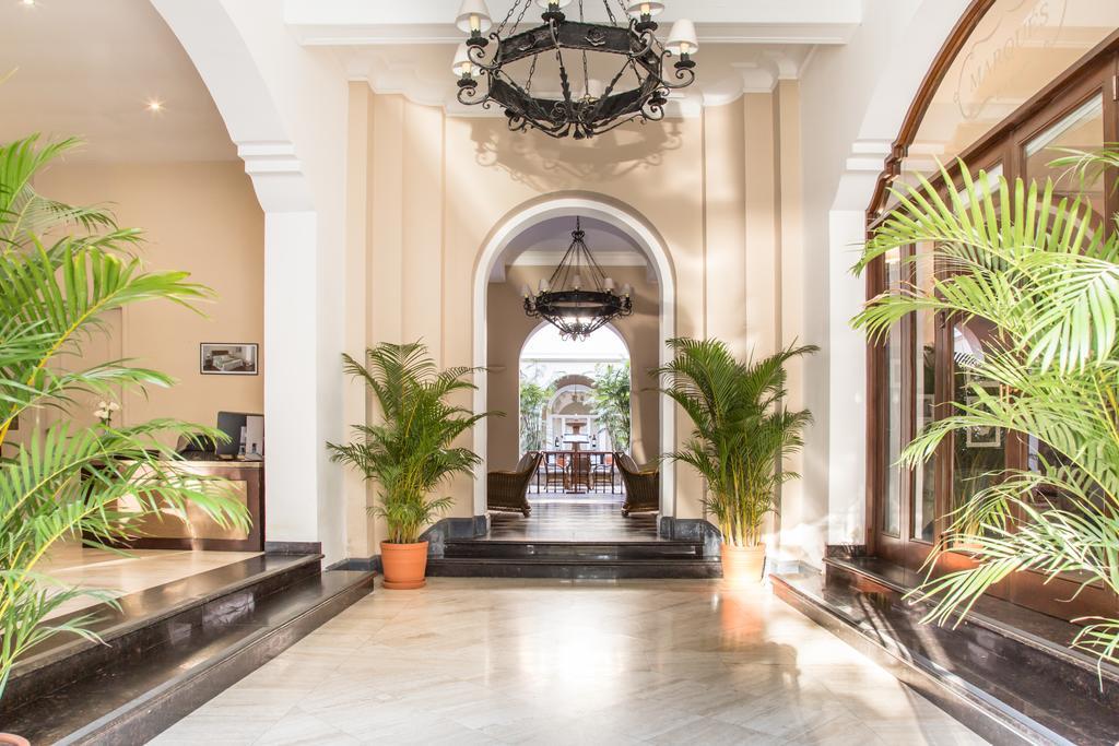Lp Los Portales Hotel Piura Kültér fotó